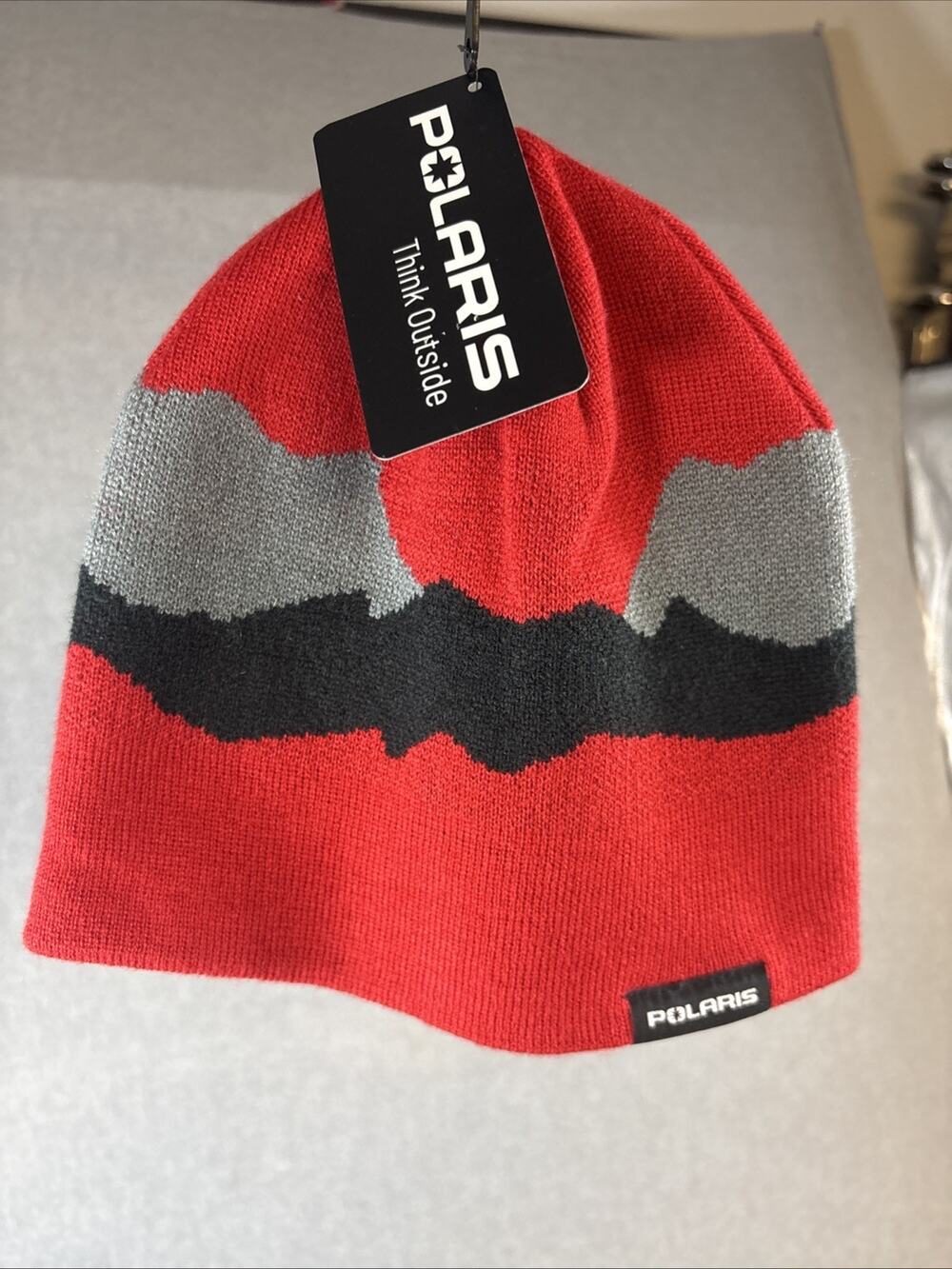 Polaris Peak Jacquard beanie Red With contrasting black and gray wave pattern